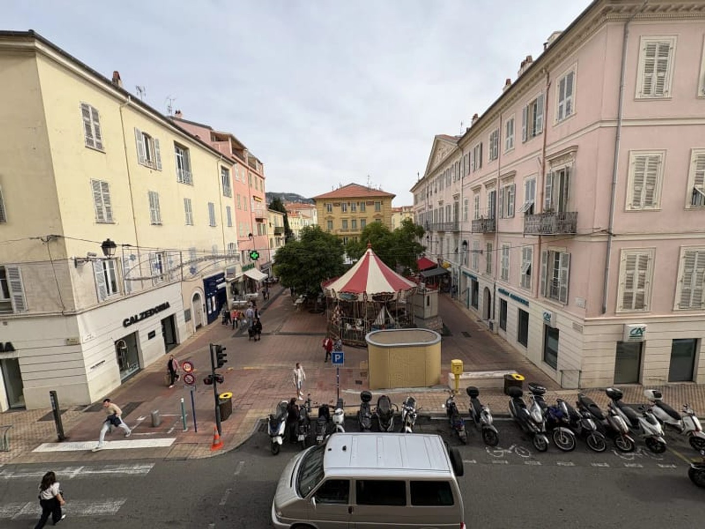 Appartement à vendre - 4 pièces - 78m2 - Menton (06500)