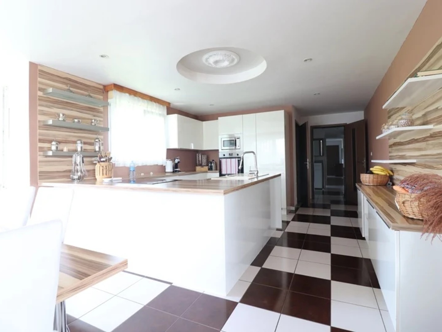 Appartement à vendre - 6 pièces - 500m2 - Hégenheim (68220)