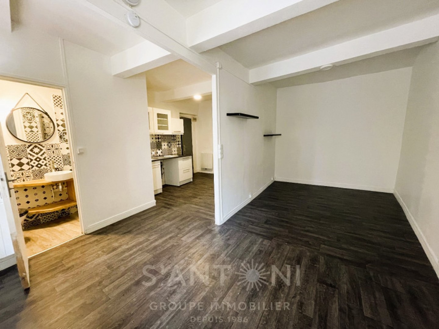Immeuble à vendre - 81m2 - Marseillan (34340)