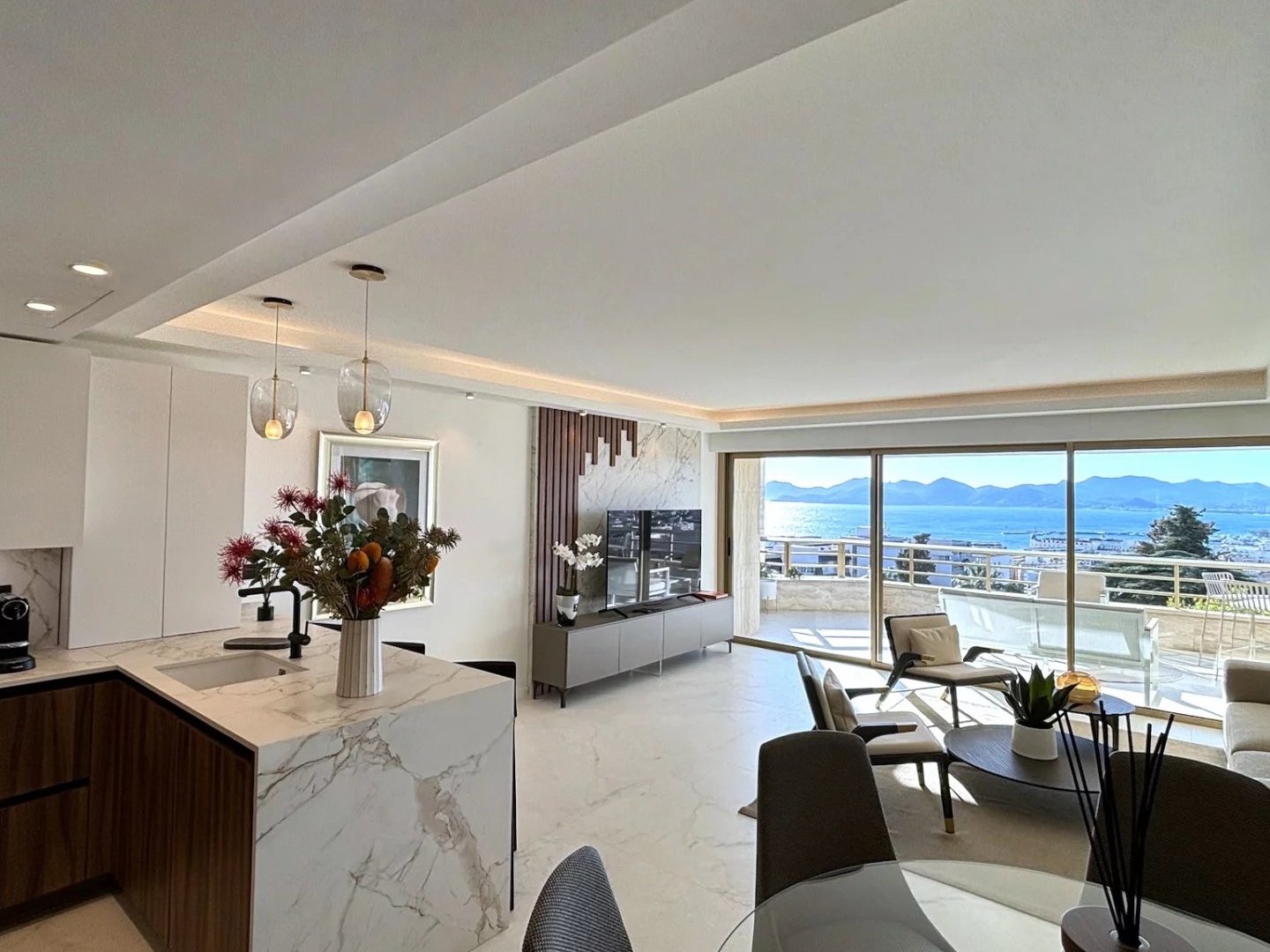 Appartement à vendre - 4 pièces - 100m2 - Cannes (06400)