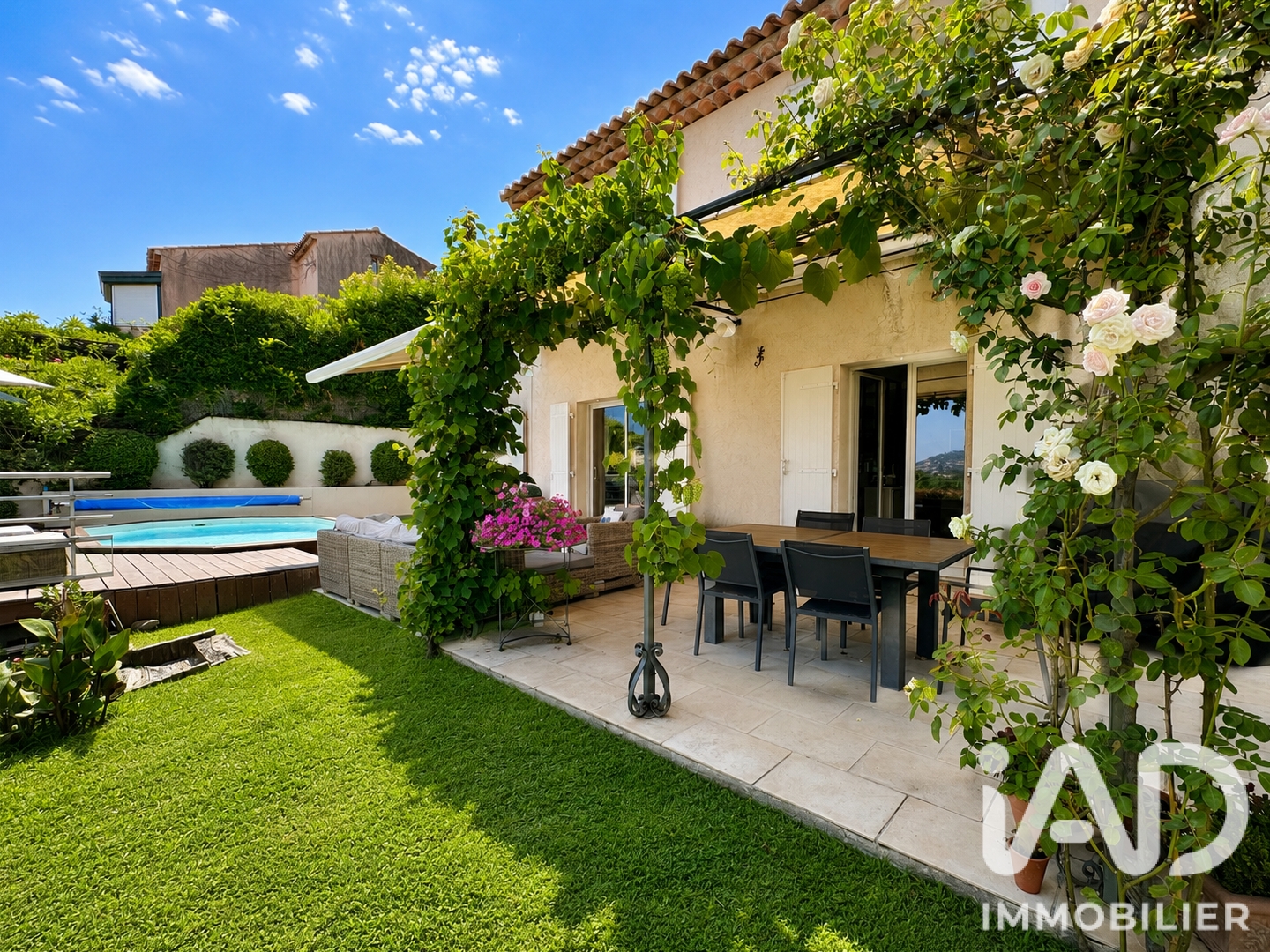 Maison à vendre - 7 pièces - 133m2 - Mandelieu-La-Napoule (06210)