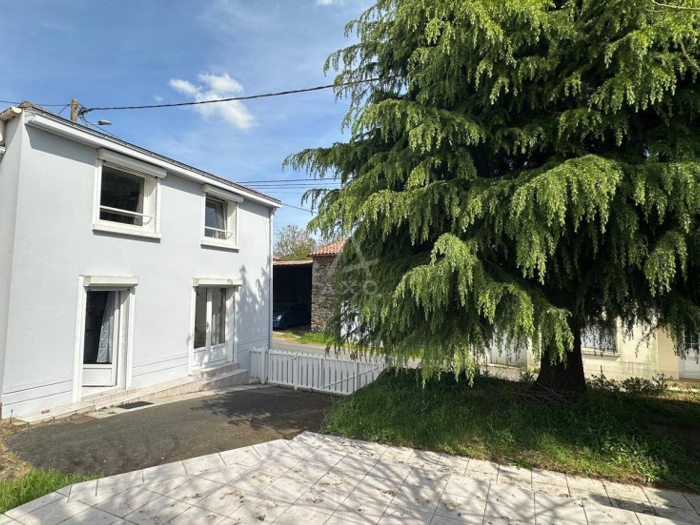 Maison à vendre - 3 pièces - 75m2 - La Boissière-De-M... (85600)