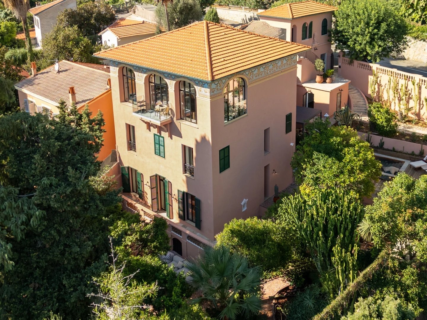 Maison à vendre - 311m2 - Menton (06500)