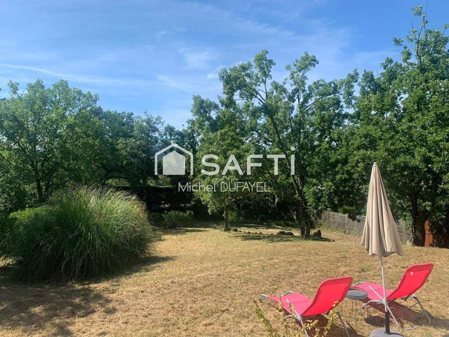 Maison à vendre - 5 pièces - 176m2 - Bagnols-En-Forêt (83600)