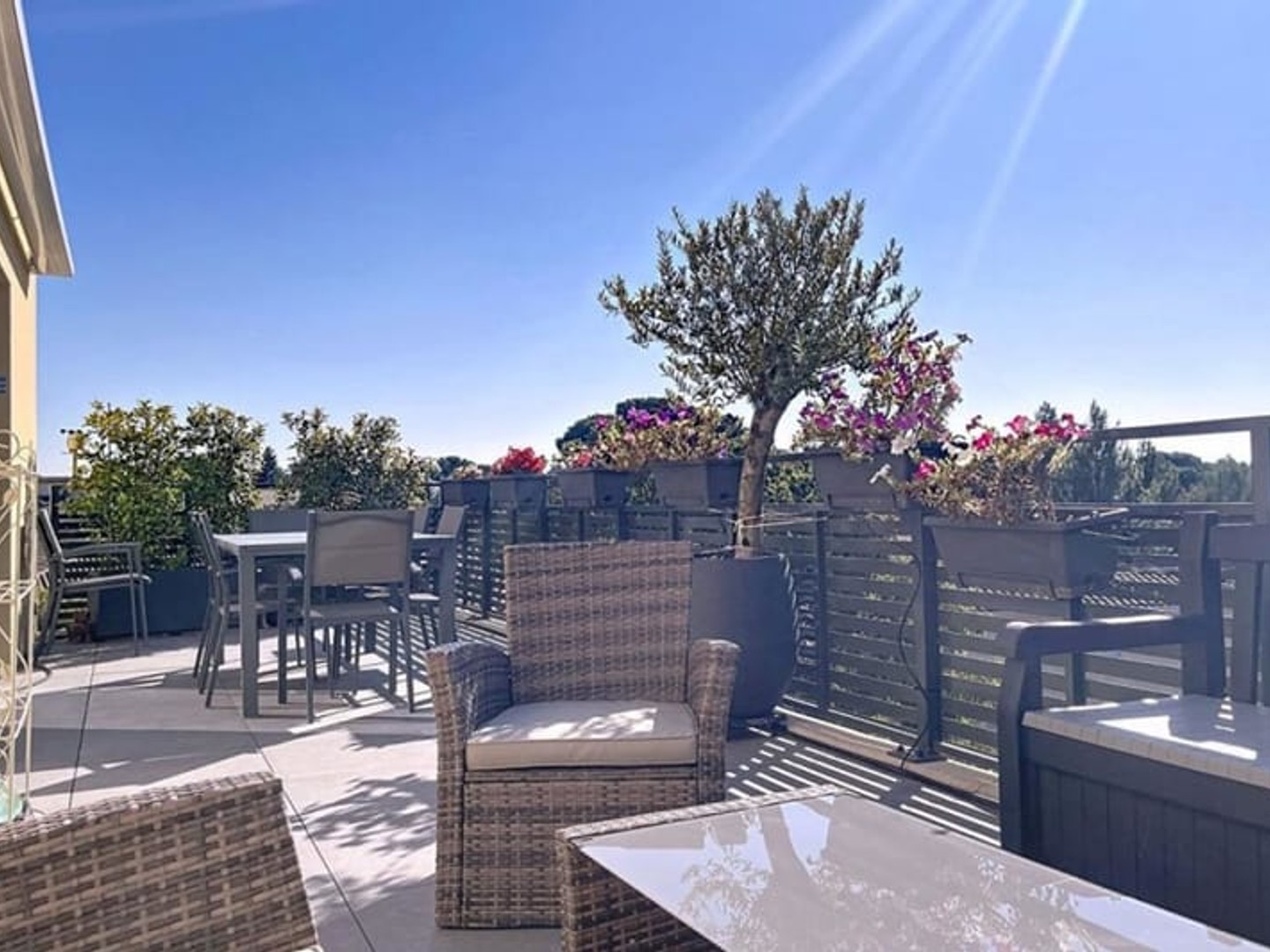 Appartement à vendre - 4 pièces - 88m2 - Villeneuve-Lès-Av... (30400)