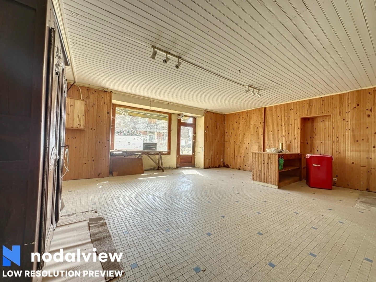 Locaux à vendre - 4 pièces - 200m2 - Kernascléden (56540)