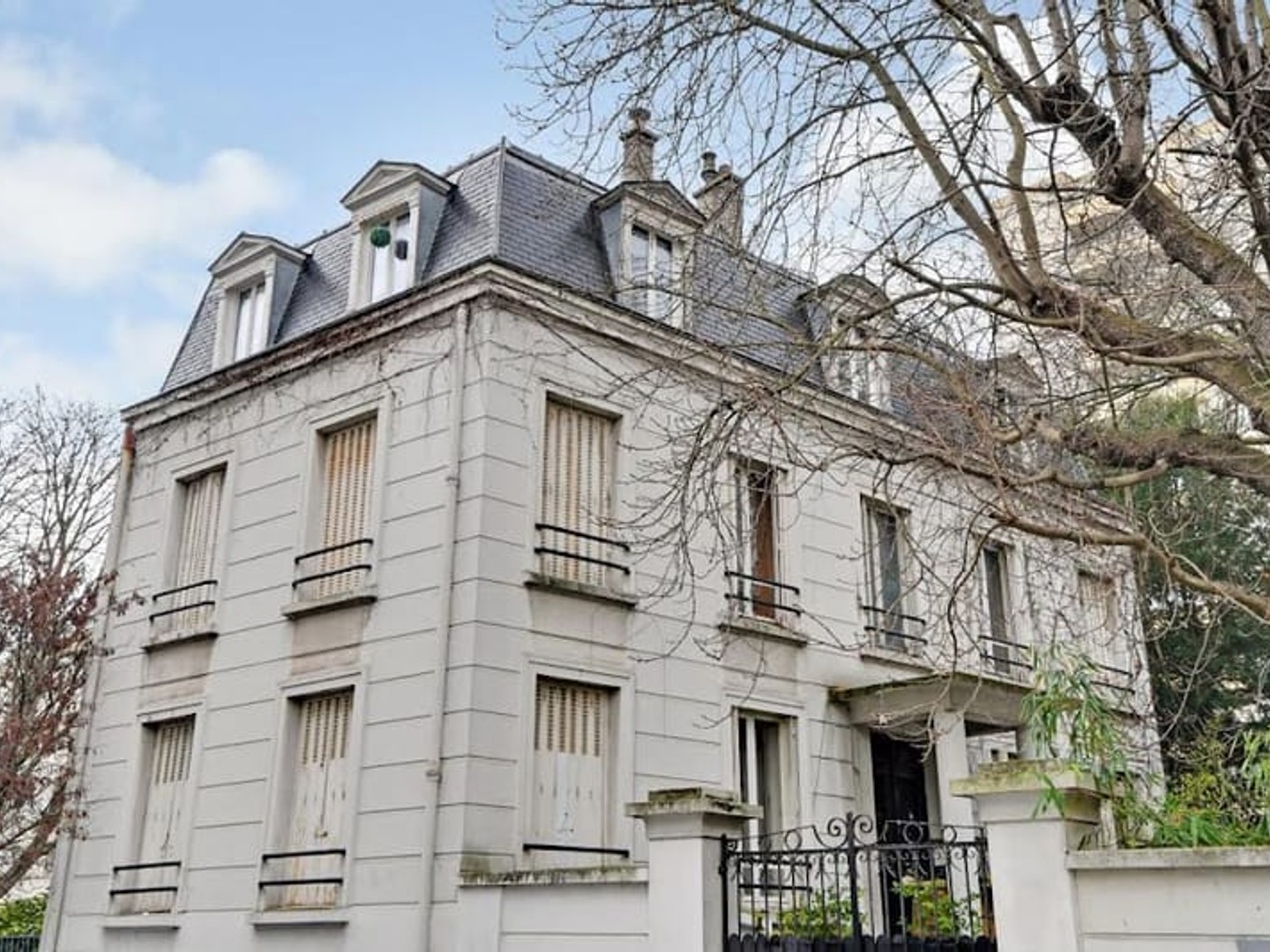 Maison 10 pièces 307 m²