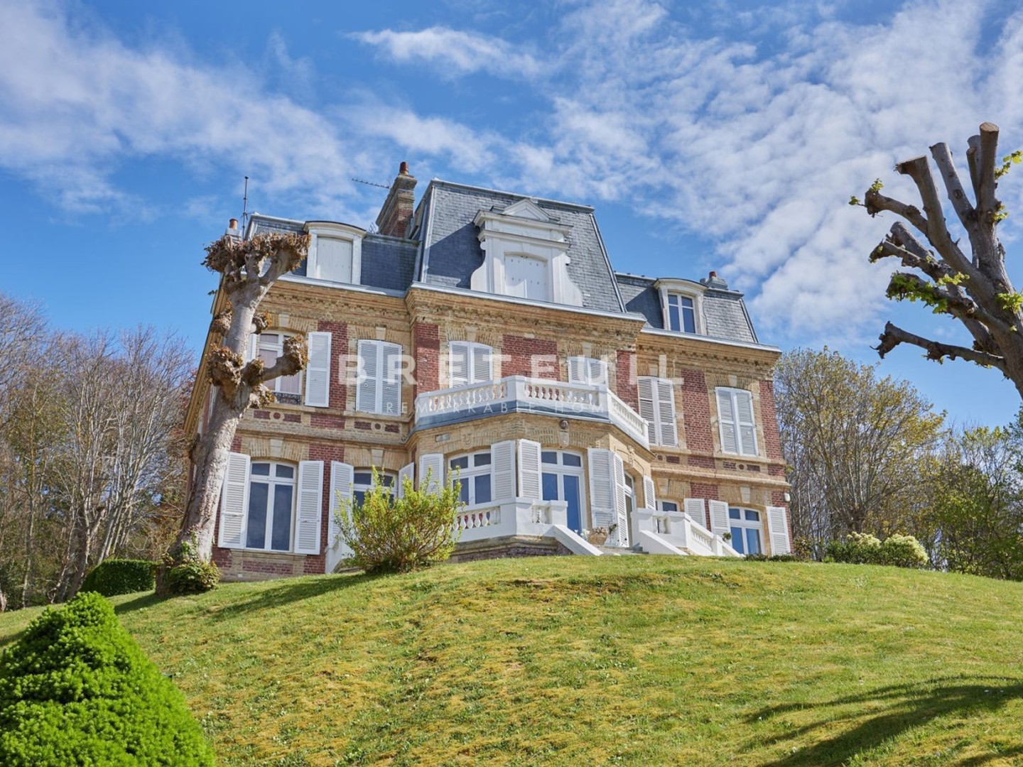 Appartement à vendre - 3 pièces - 88m2 - Trouville-Sur-Mer (14360)