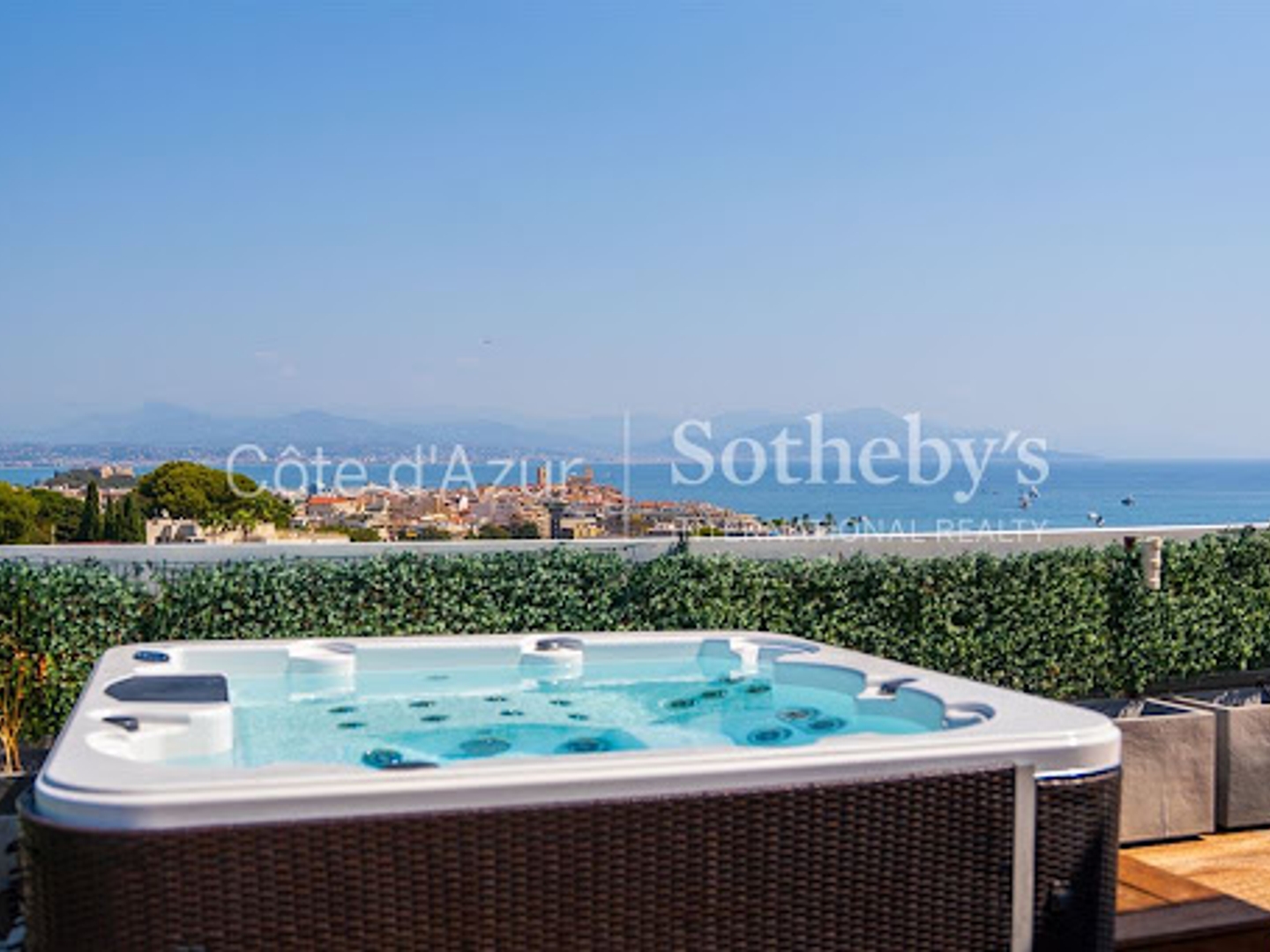 Appartement 4 pièces 142 m²