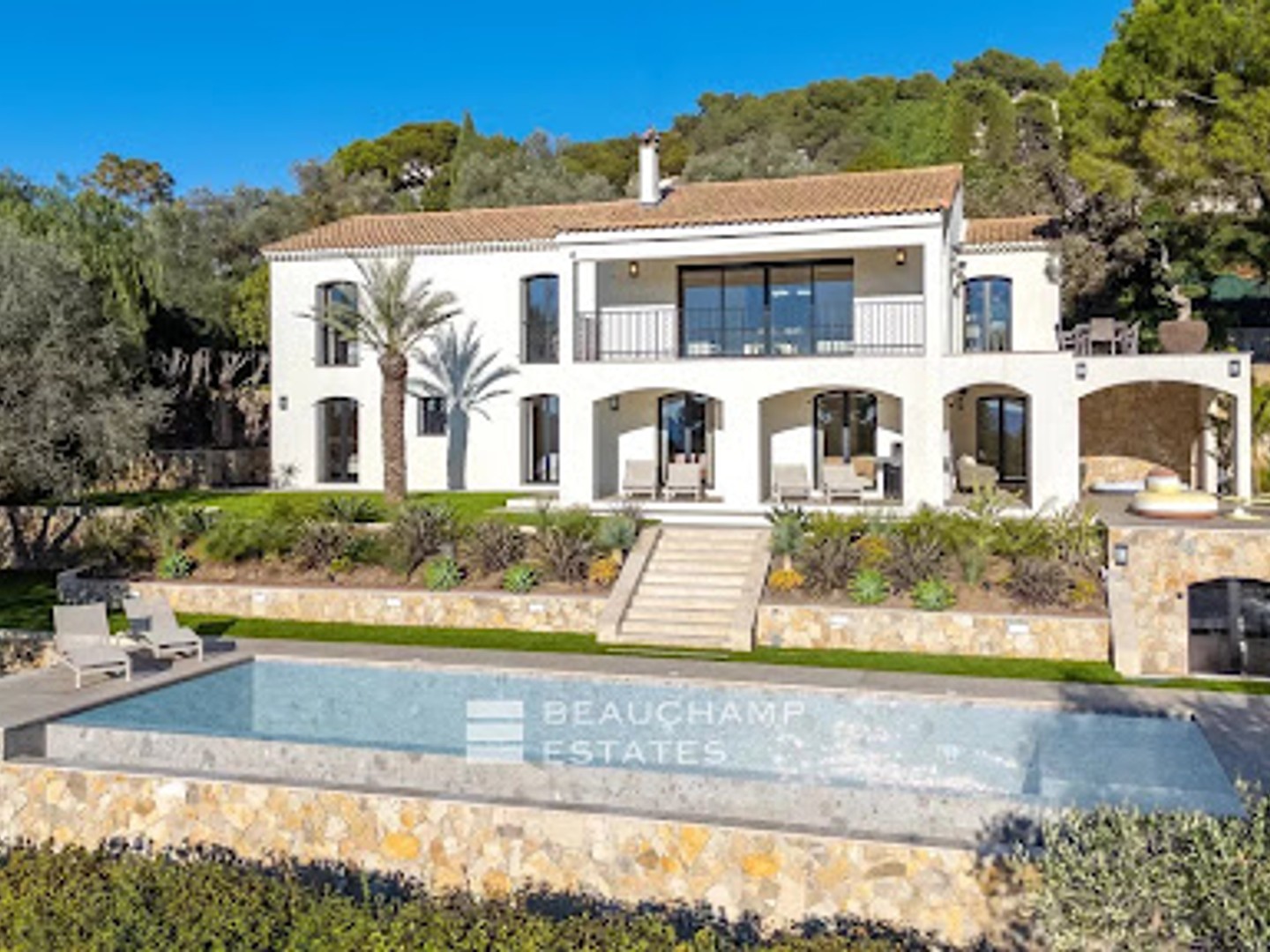 Maison à vendre - 7 pièces - 282m2 - Le Cannet (06110)