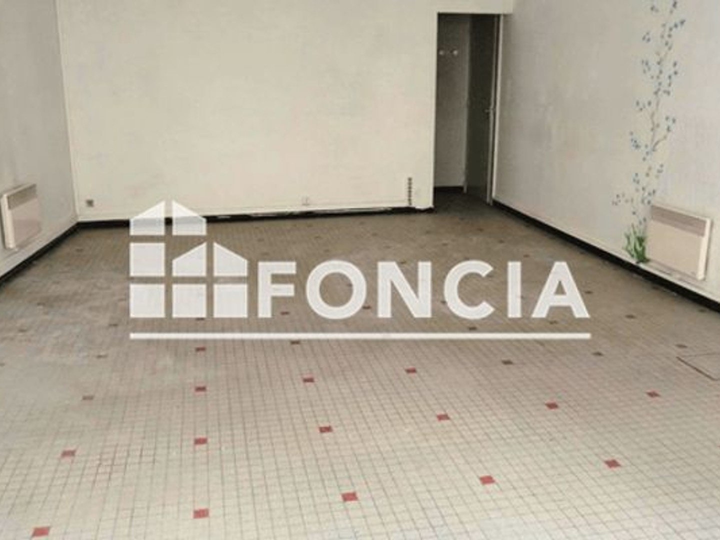 Magasin à vendre - 1 pièce - 42m2 - Lourdes (65100)