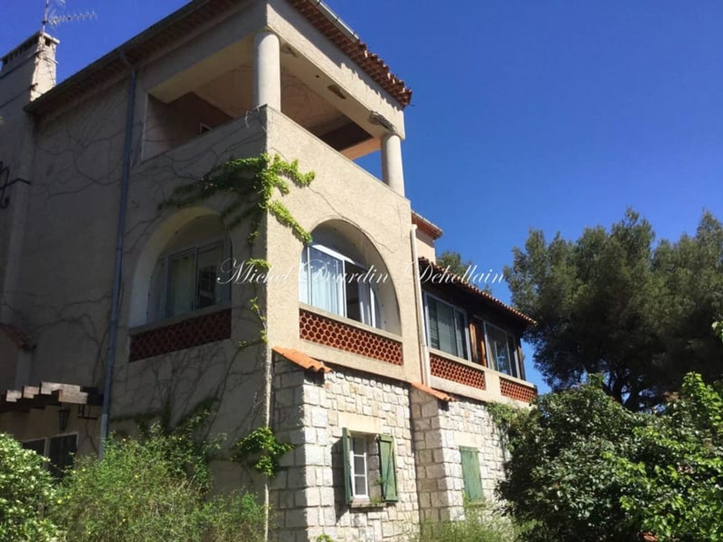 Maison à vendre - 12 pièces - 280m2 - Cassis (13260)