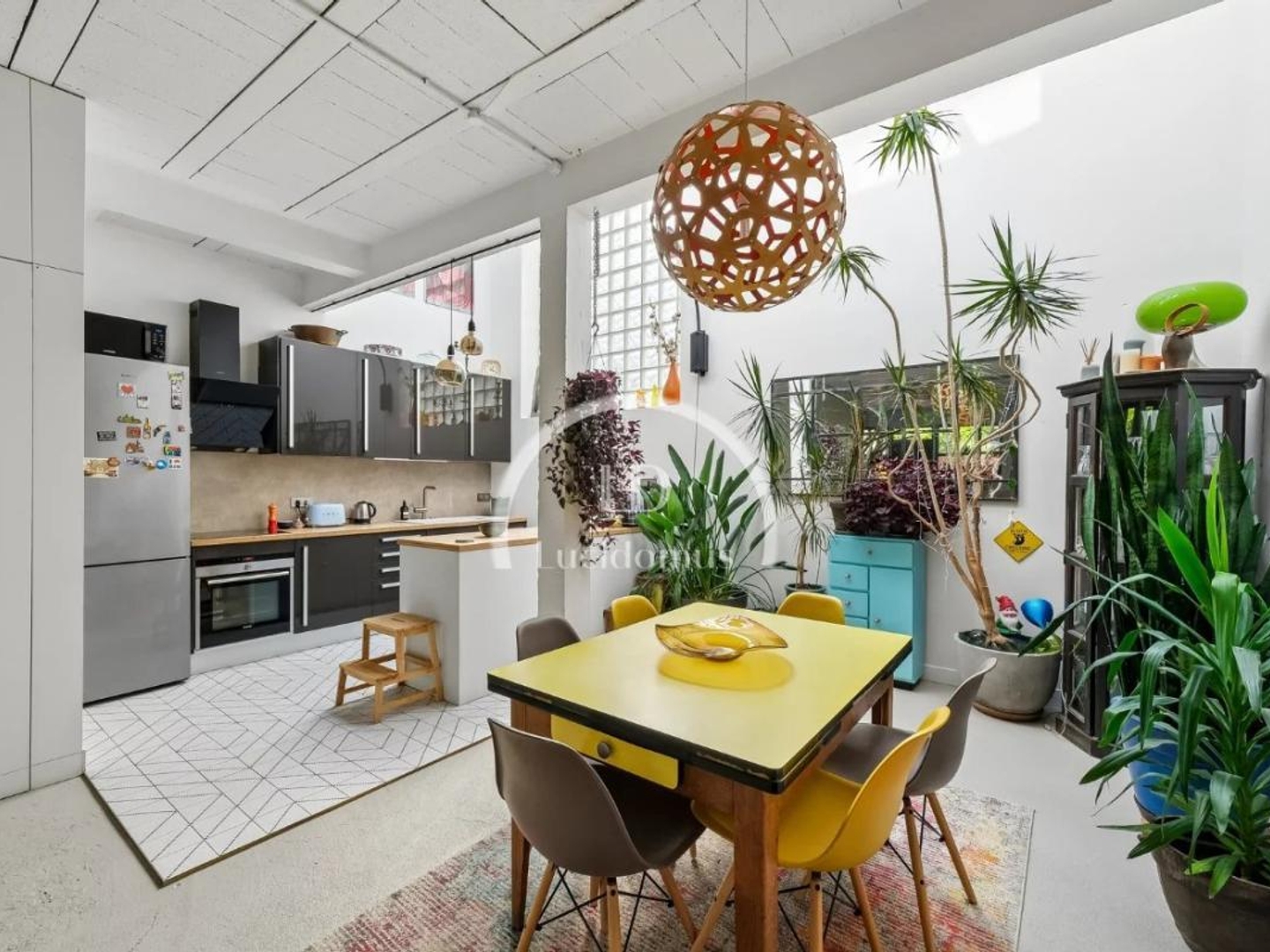 Appartement à vendre - 6 pièces - 145m2 - Bagnolet (93170)