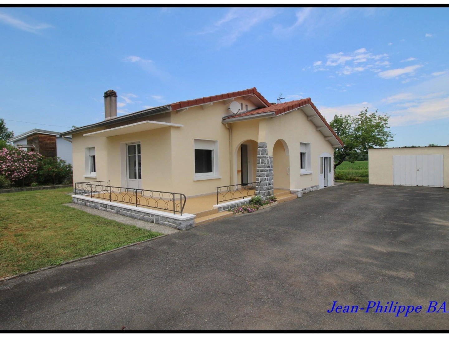Maison à vendre - 4 pièces - 71m2 - Nay (64800)