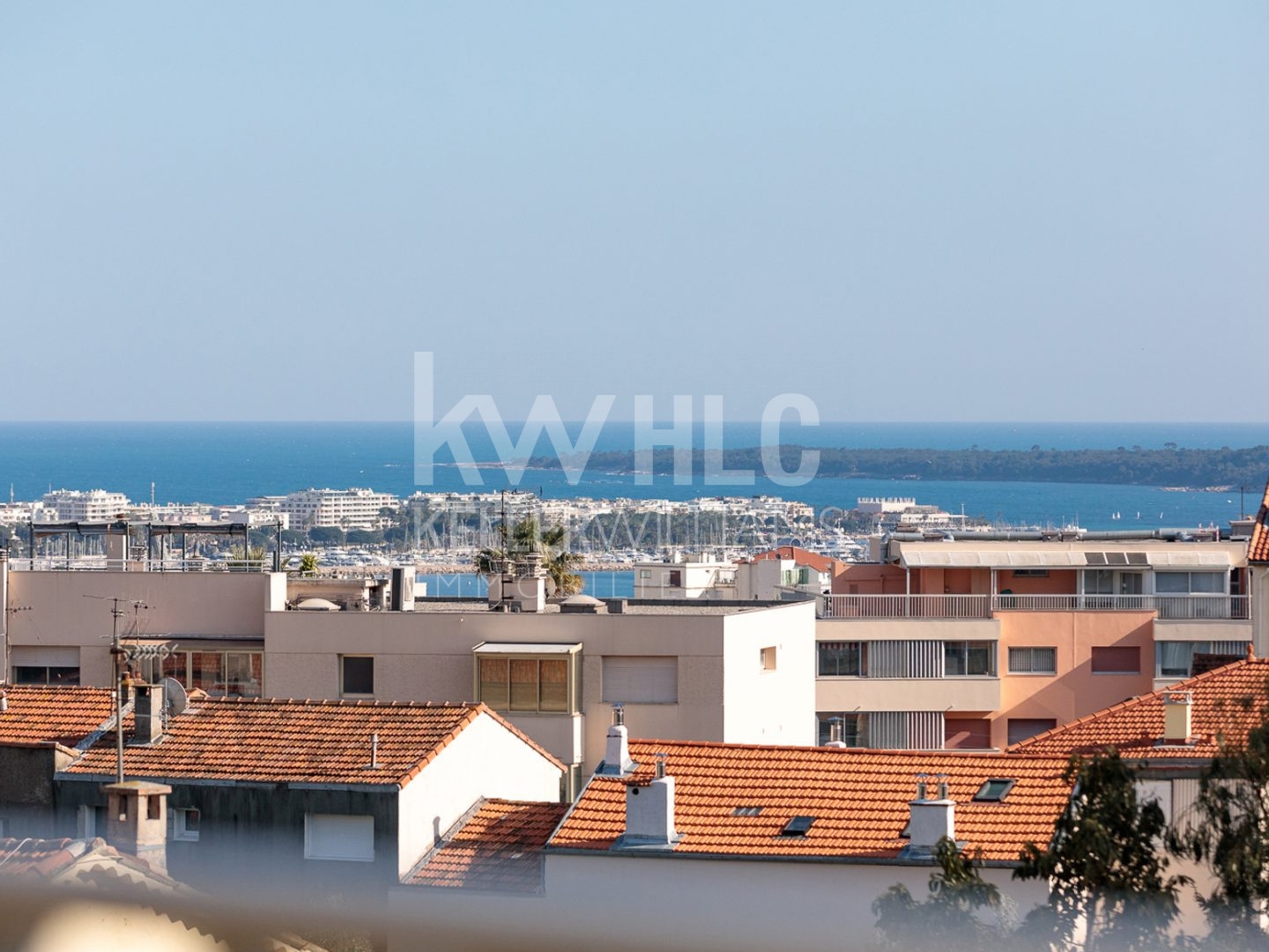 Cannes dernier étage vue mer panoramique appartement 73 m2 avec Terrasse