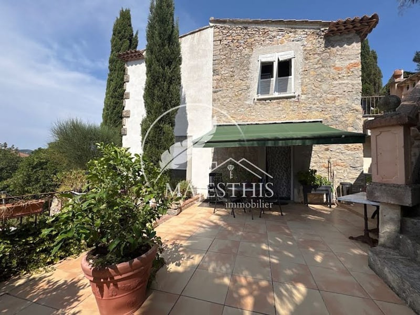 Maison 6 pièces 202 m²