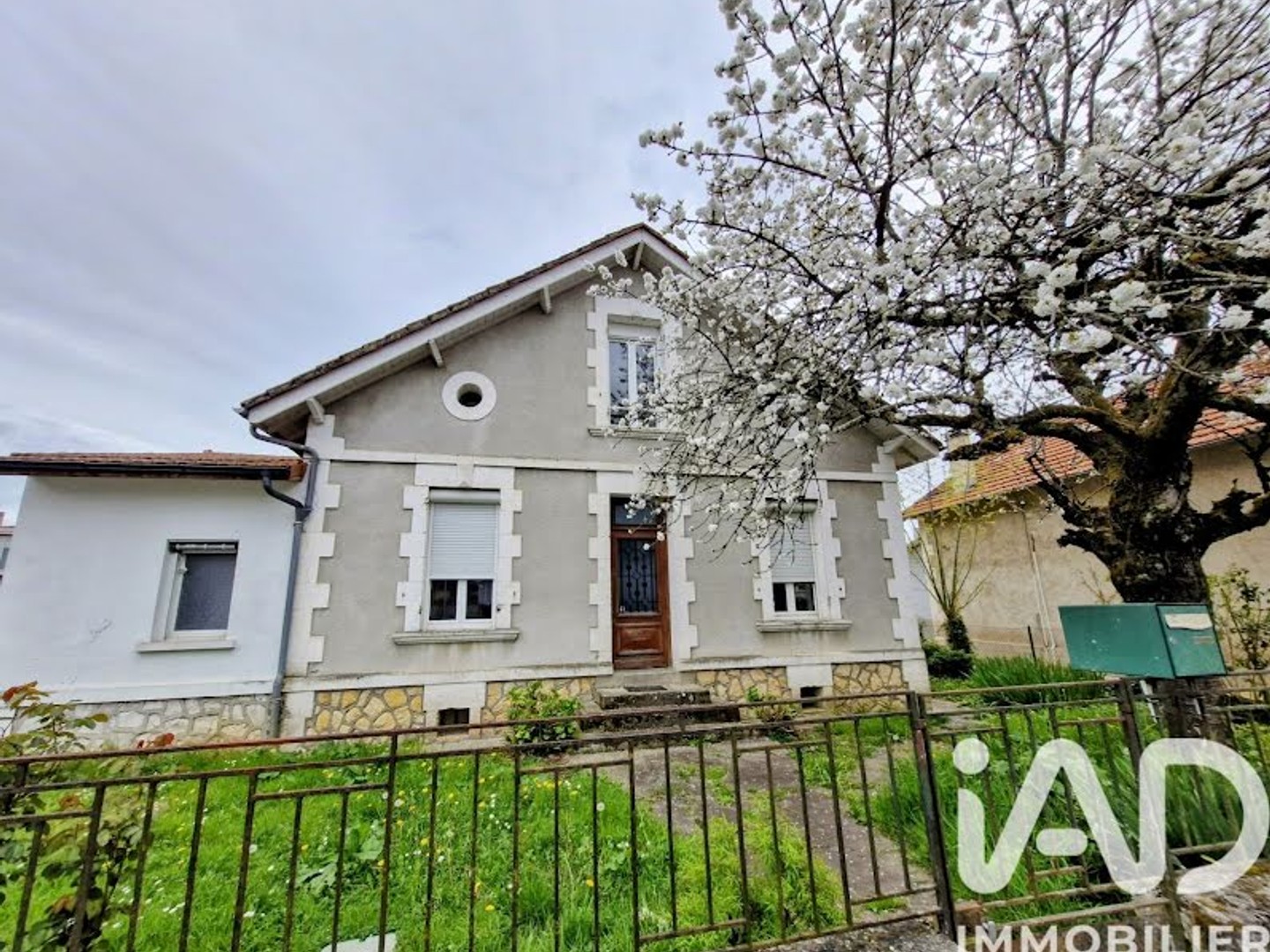 Maison à vendre - 6 pièces - 113m2 - Bergerac (24100)