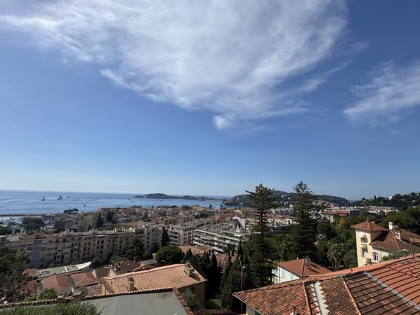 Appartement à vendre - 4 pièces - 195m2 - Beaulieu-Sur-Mer (06310)
