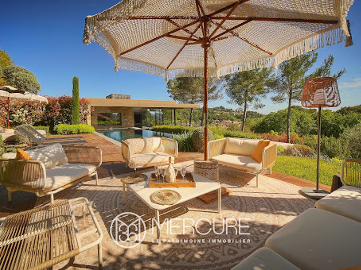 Villa 9 pièces 350 m²