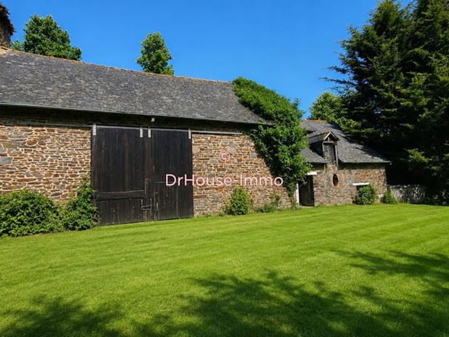 Maison 2 pièces 123 m²