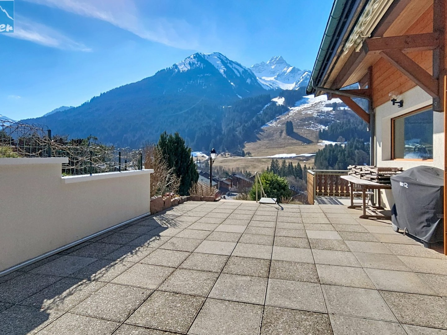 Maison à vendre - 8 pièces - 222m2 - La Chapelle-D'abo... (74360)
