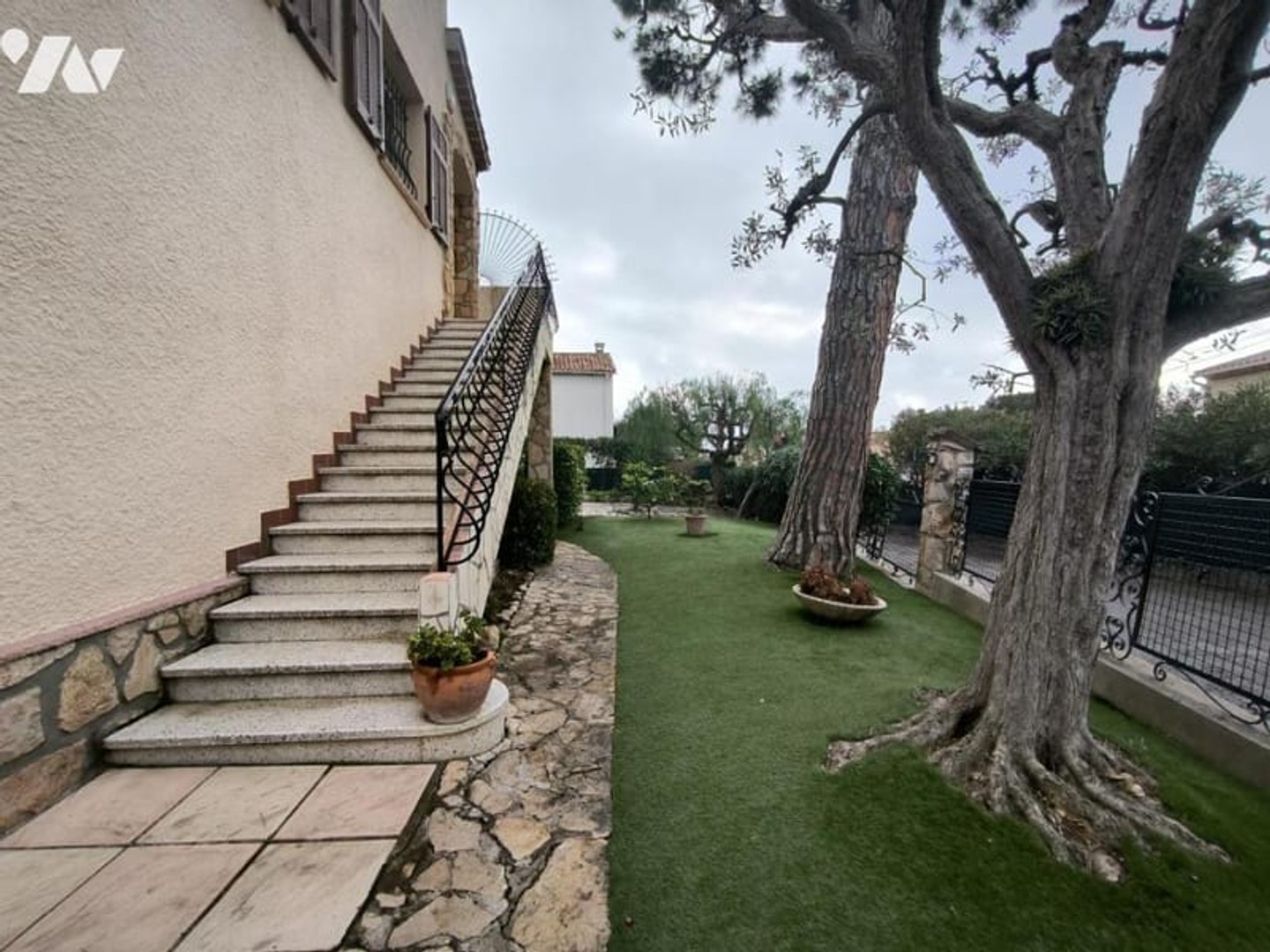 Maison à vendre - 6 pièces - 178m2 - Cagnes-Sur-Mer (06800)