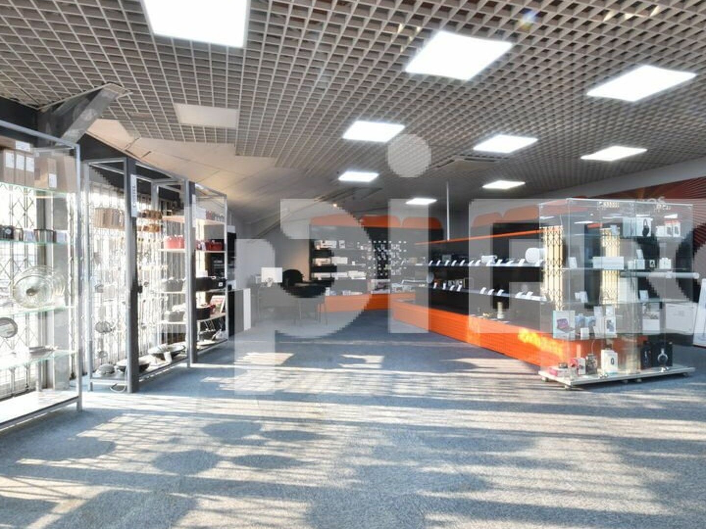 Magasin à vendre - 990m2 - La Flotte (17630)
