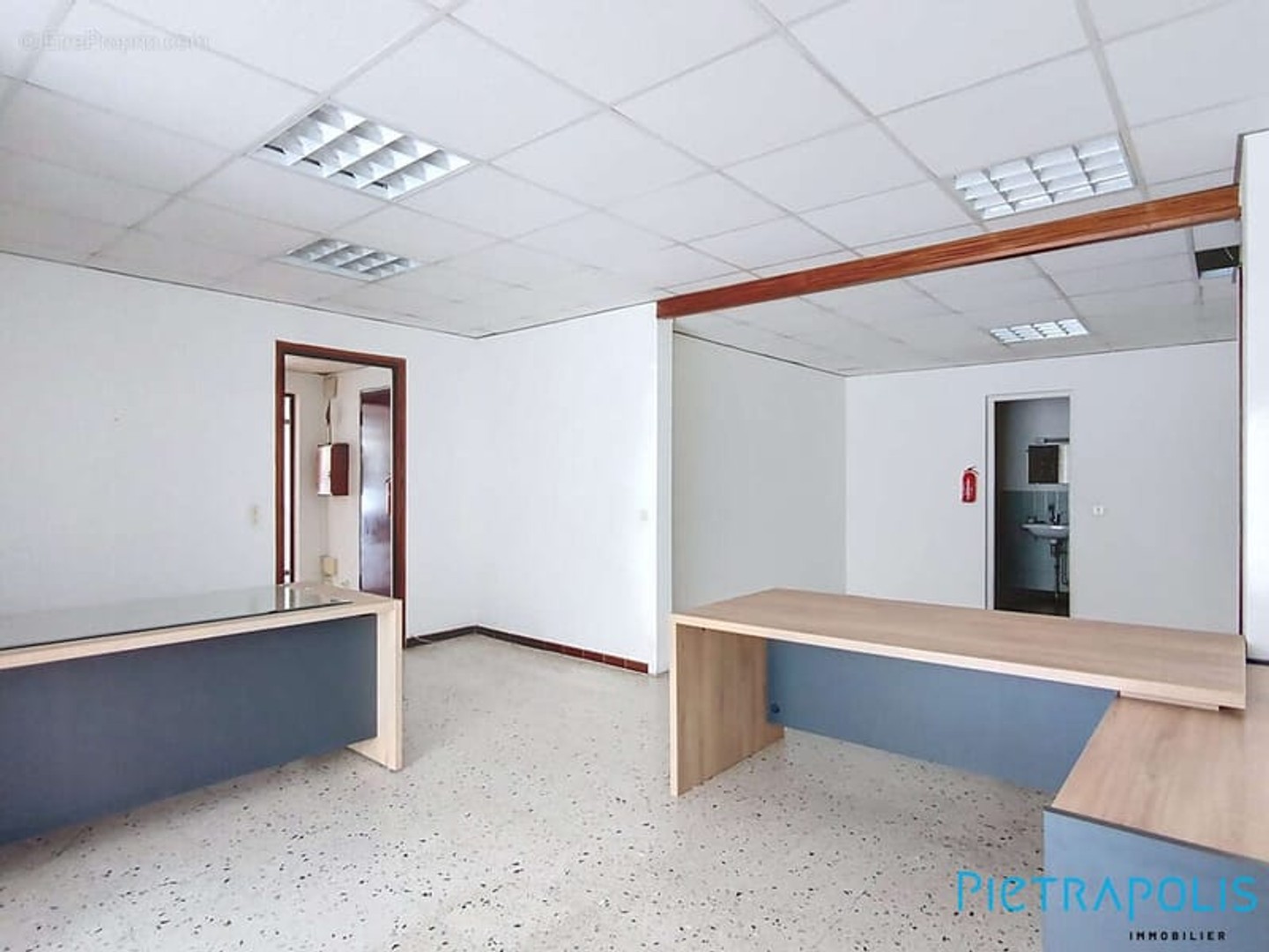 Magasin à vendre - 1 pièce - 55m2 - Sète (34200)
