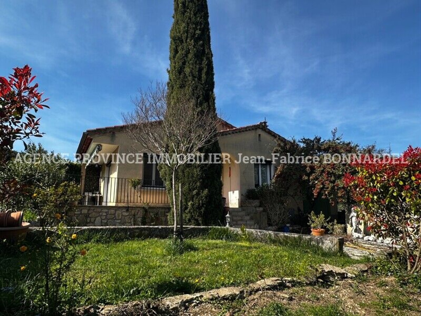 Maison à vendre - 5 pièces - 144m2 - Salles-Sous-Bois (26770)