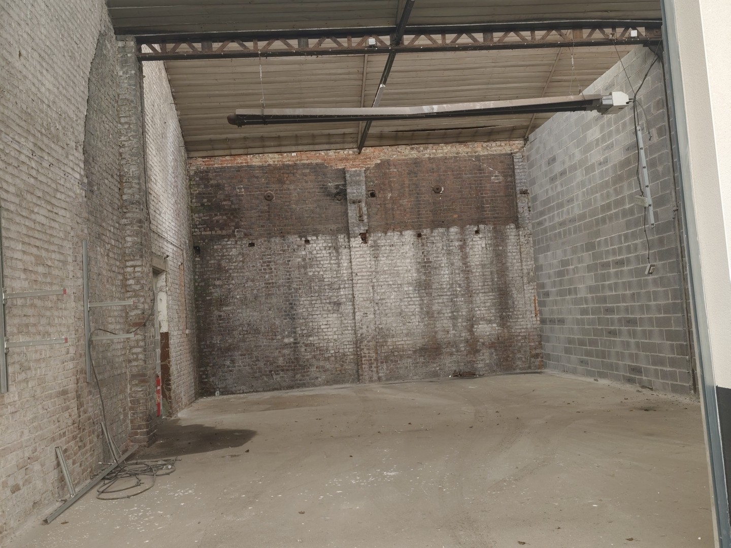 Parking / garage / box à vendre - 106m2 - Roubaix (59100)
