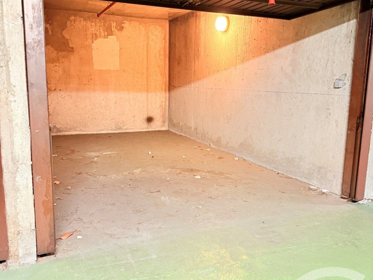 Parking 12 m²