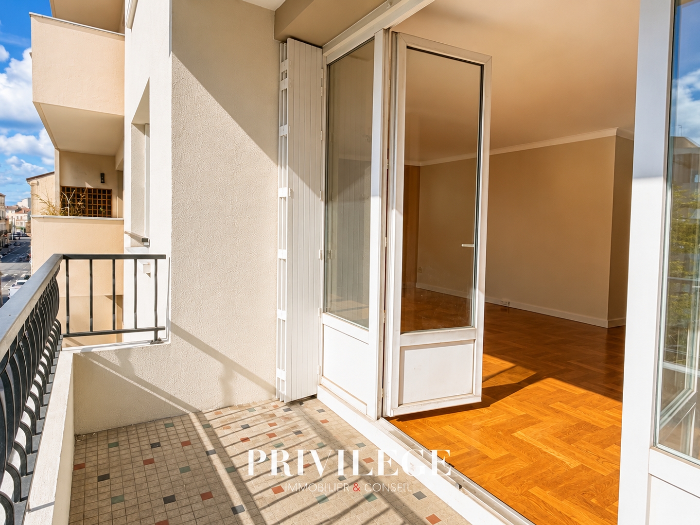 Appartement à vendre - 6 pièces - 100m2 - Villeurbanne (69100)
