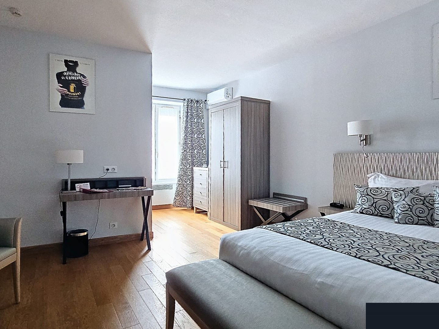 Local commercial 2000 m²
