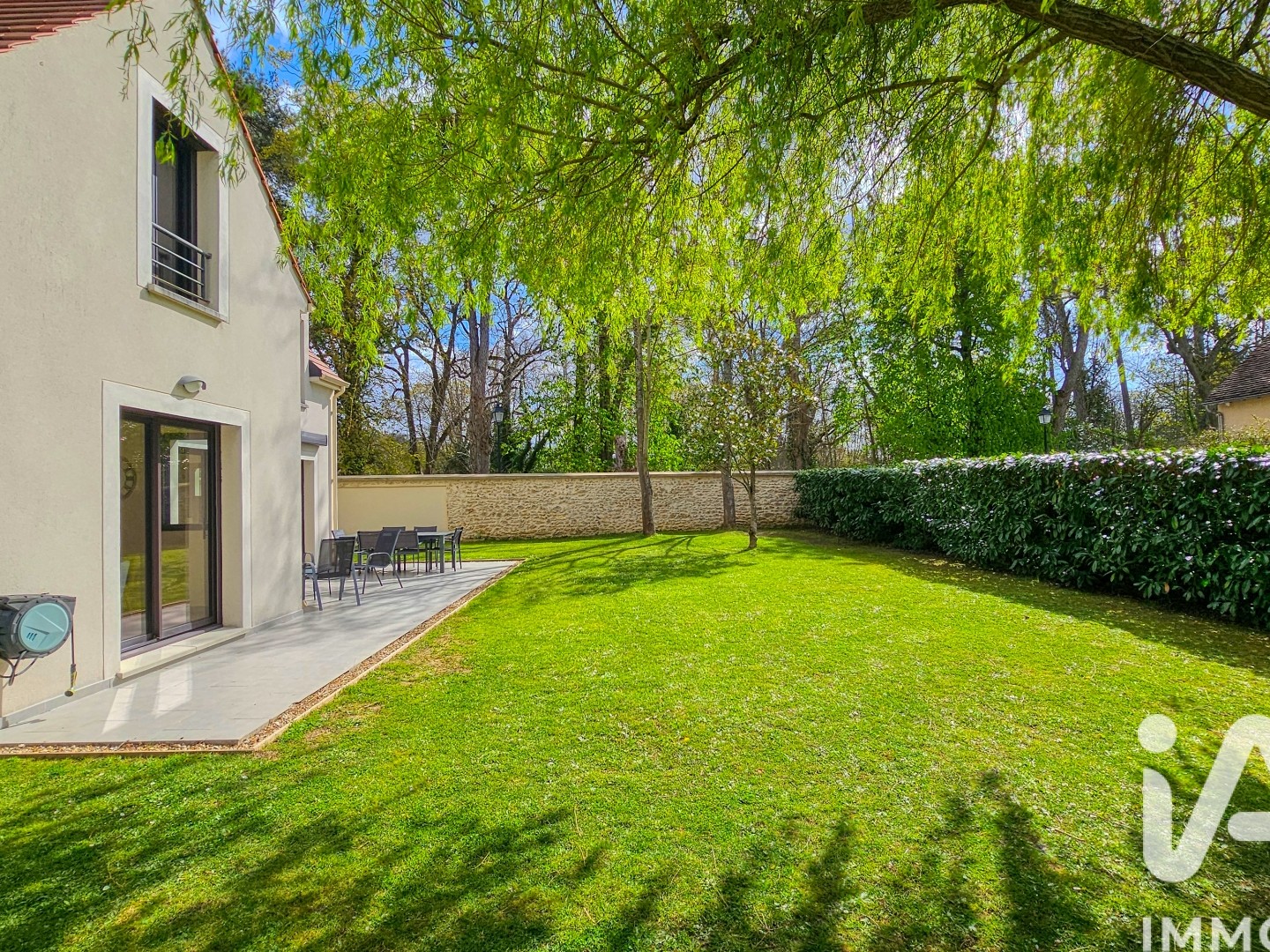 Maison à vendre - 7 pièces - 155m2 - Morainvilliers (78630)