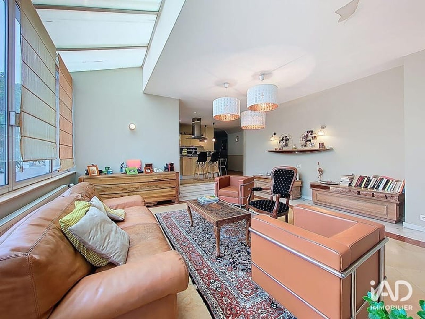 Immeuble commercial 662 m²