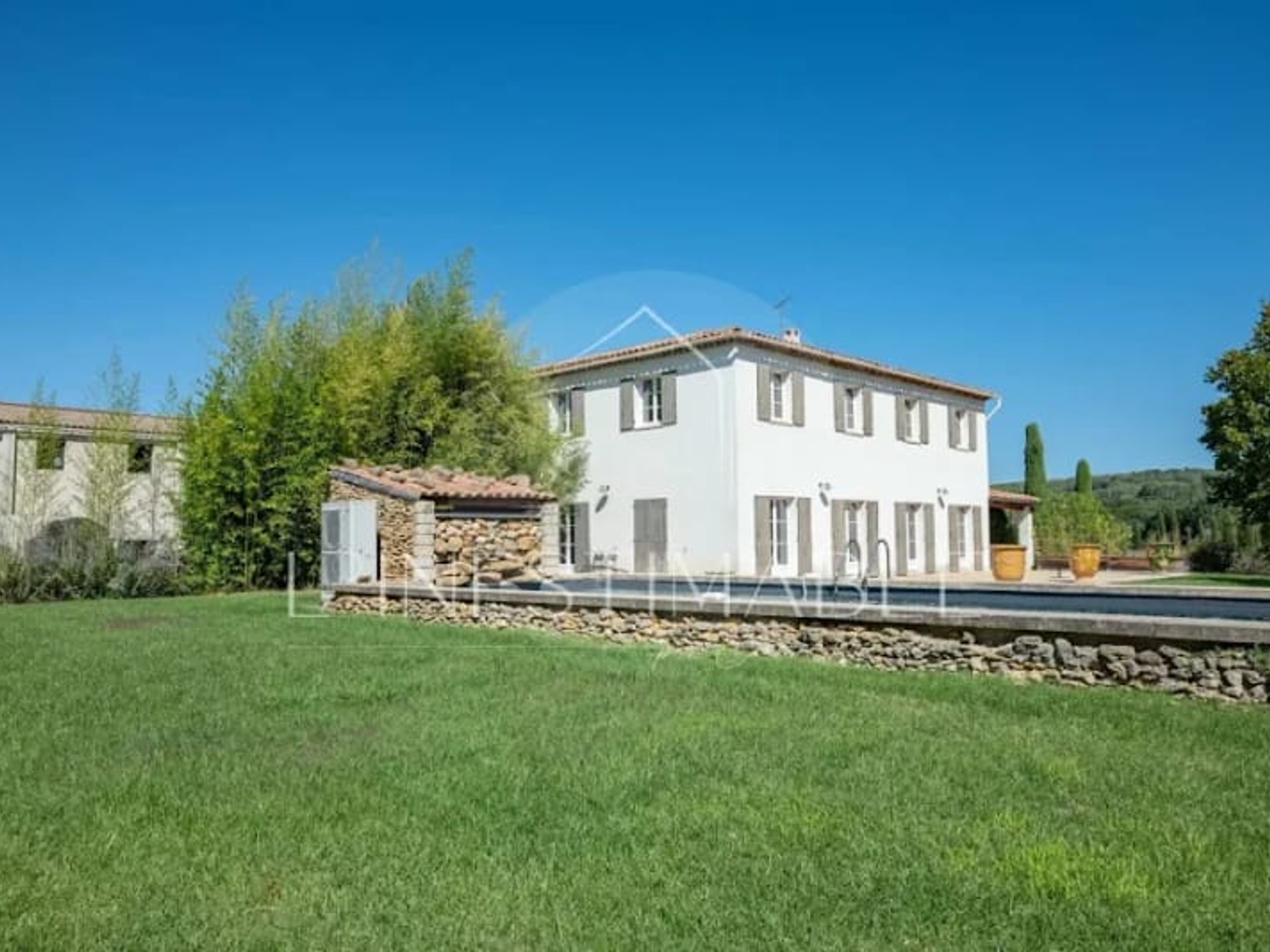 Maison à vendre - 12 pièces - 770m2 - Aix-En-Provence (13100)