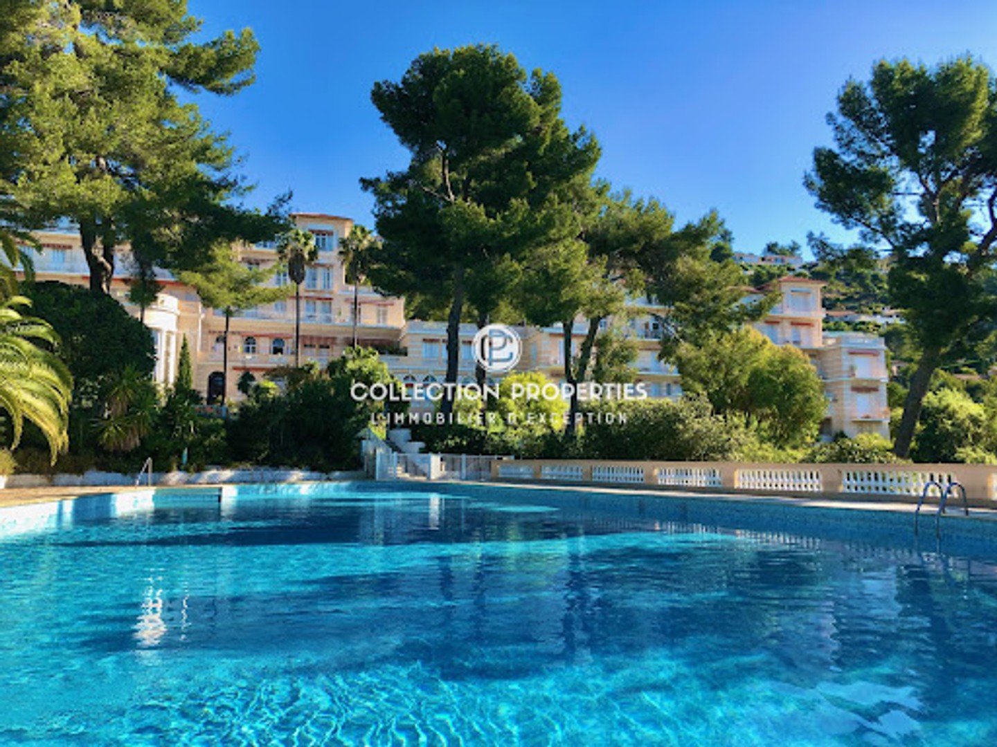 Appartement à vendre - 3 pièces - 78m2 - Hyères (83400)