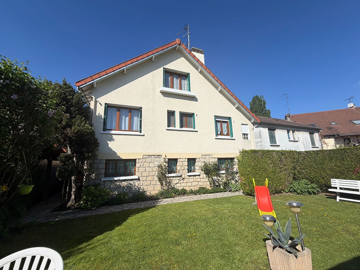 Maison à vendre - 5 pièces - 110m2 - Aulnay-Sous-Bois (93600)