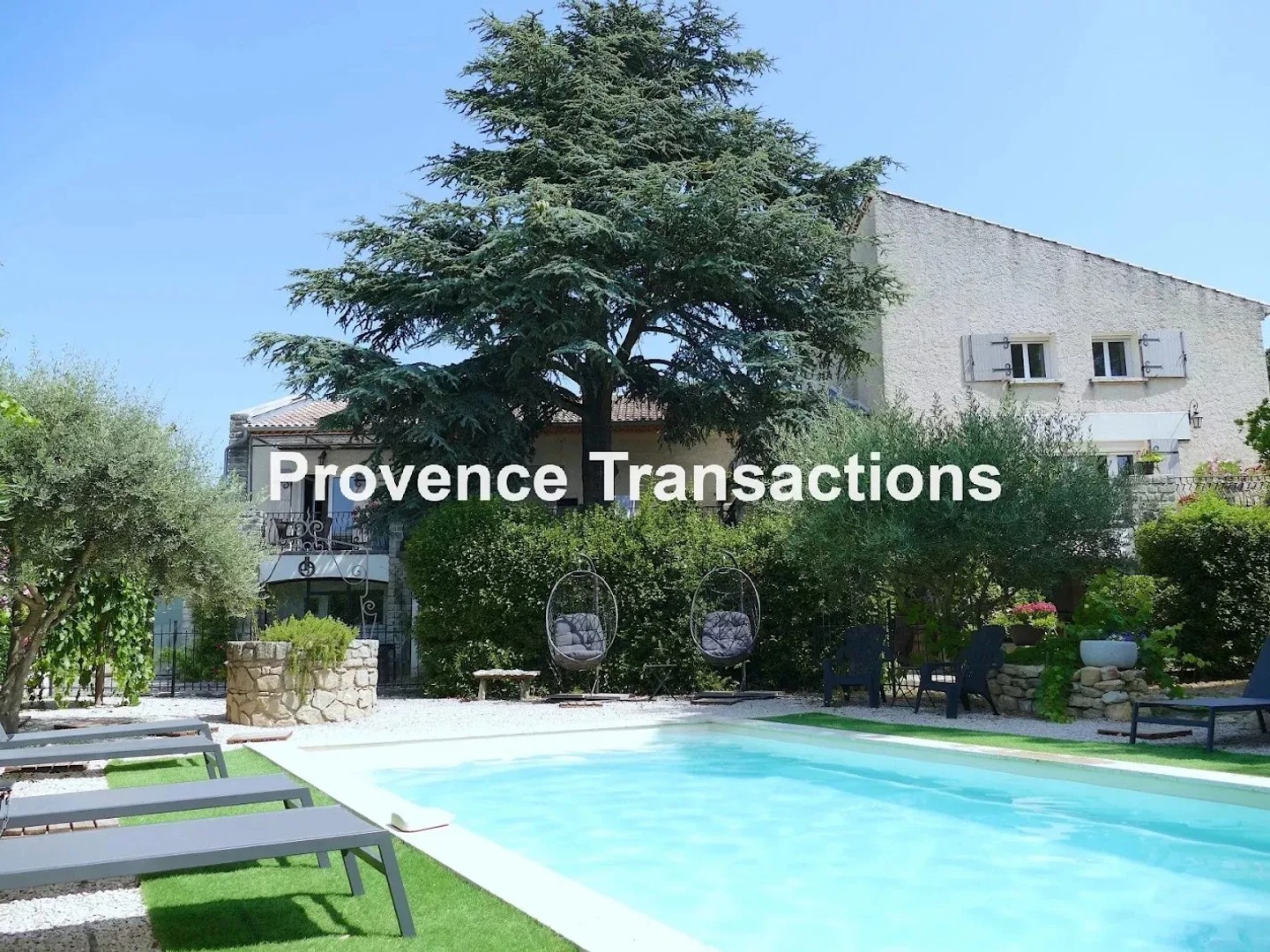 Maison à vendre - 10 pièces - 350m2 - Vacqueyras (84190)