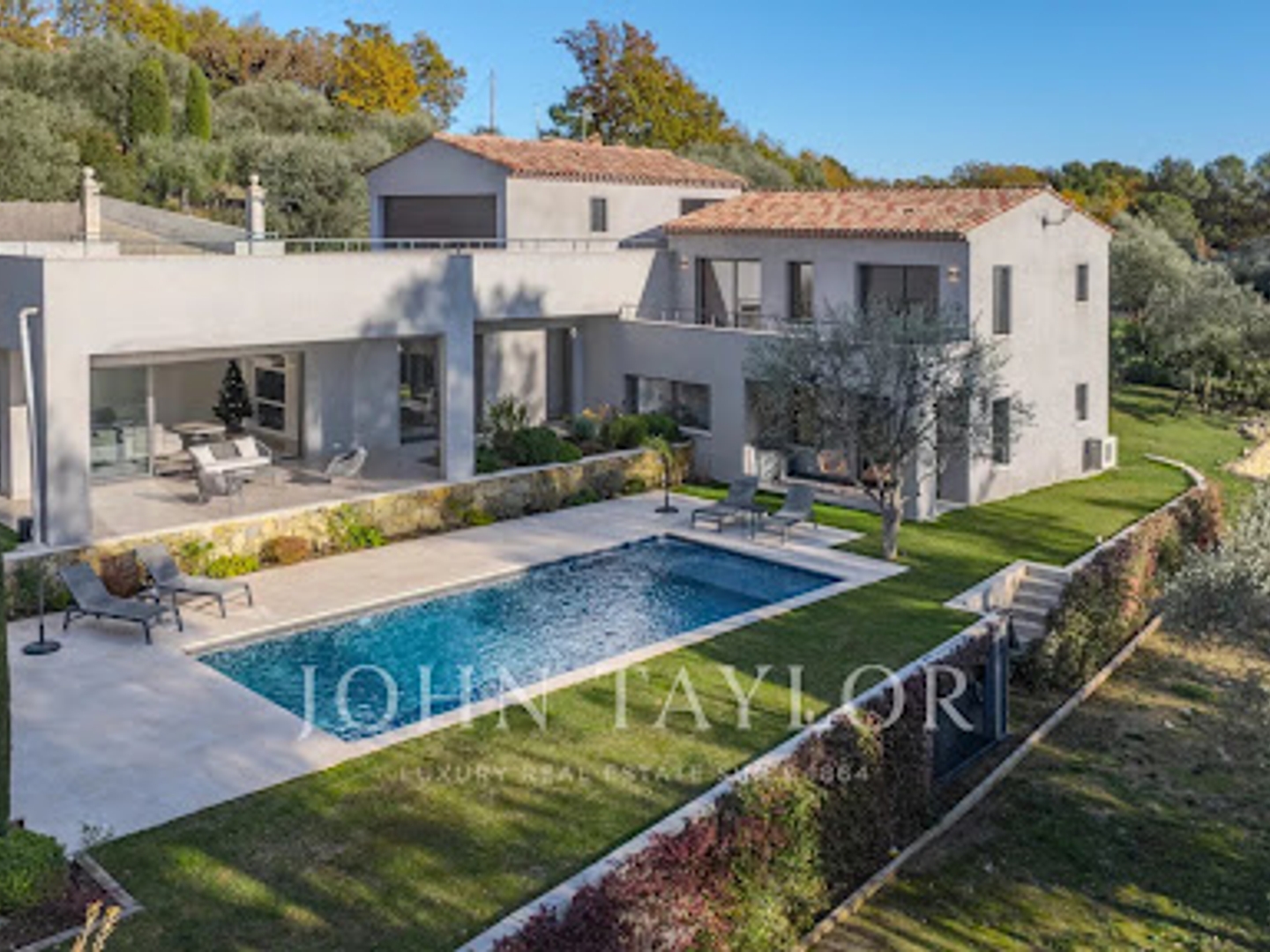 Maison 6 pièces 195 m²