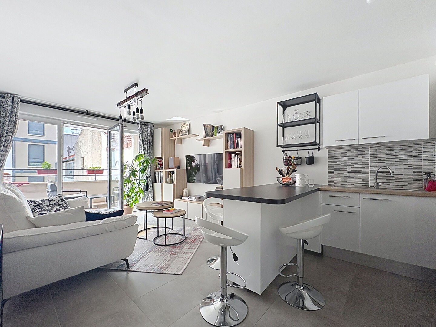 Appartement à vendre - 3 pièces - 61m2 - Bagnolet (93170)