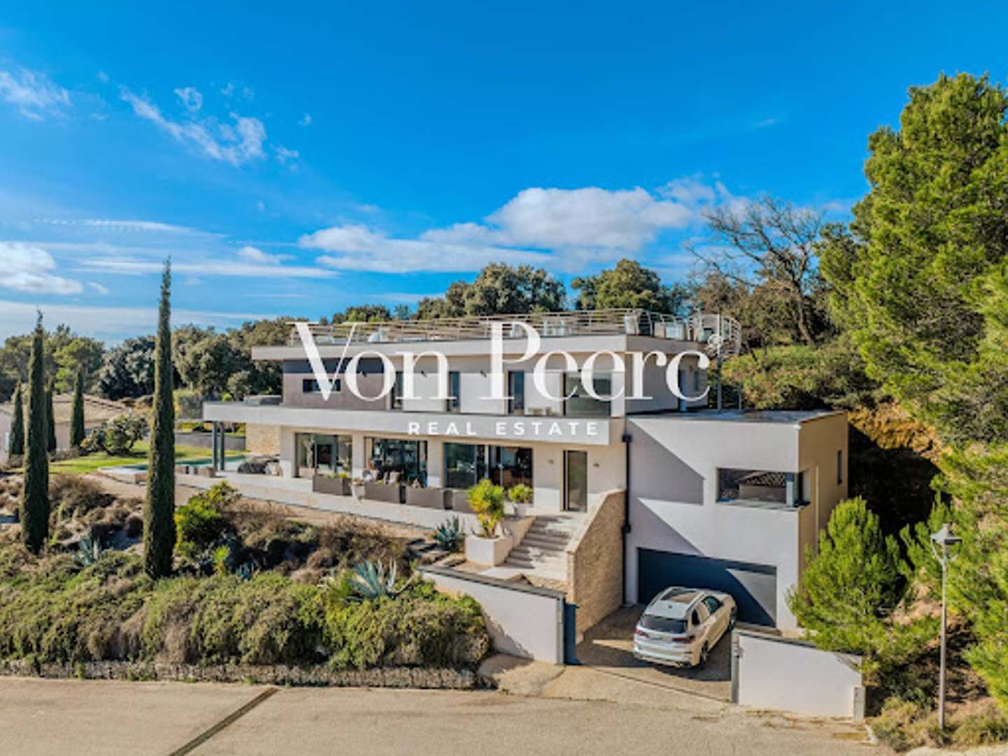 Villa 10 pièces 241 m²