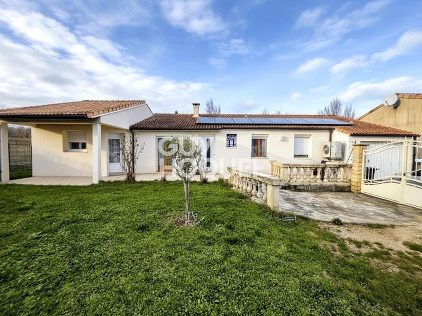 Maison à vendre - 6 pièces - 130m2 - Valence (26000)