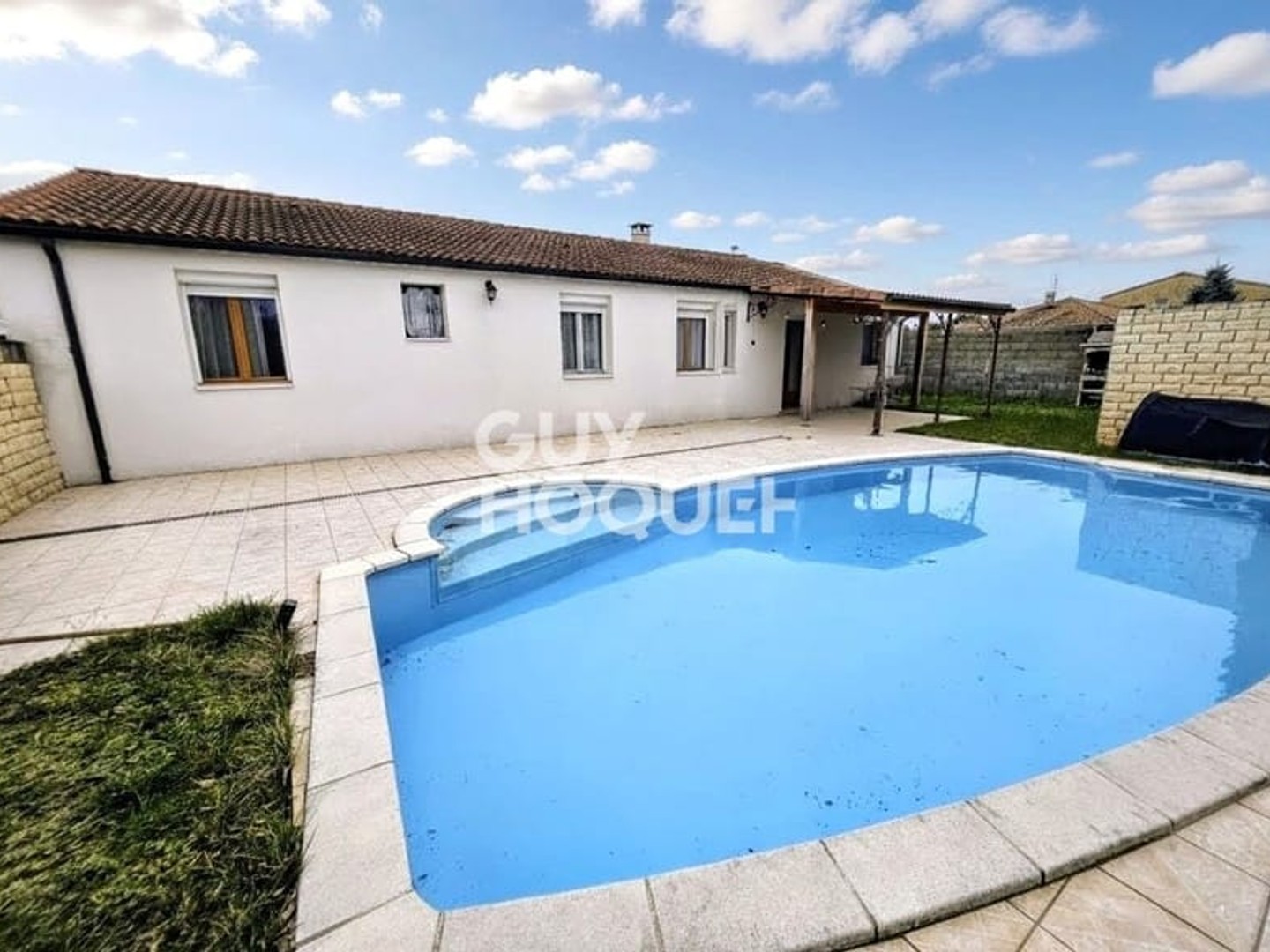 Maison à vendre - 6 pièces - 130m2 - Valence (26000)