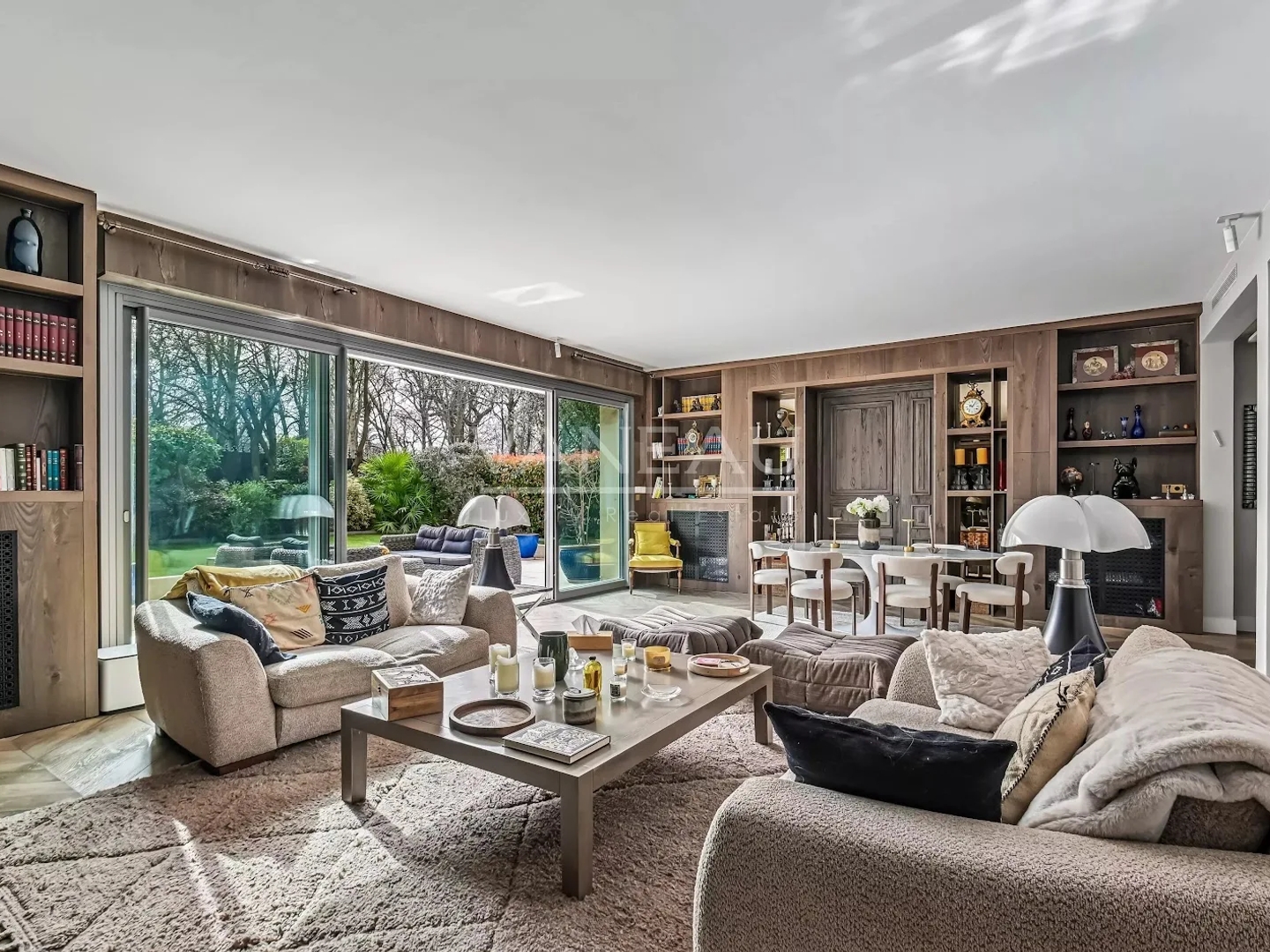 Appartement à vendre - 5 pièces - 142m2 - Paris 16e (75016)