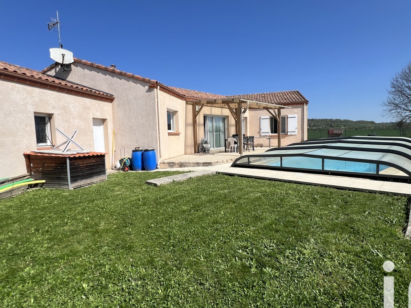 Maison à vendre - 5 pièces - 138m2 - Valence (82400)