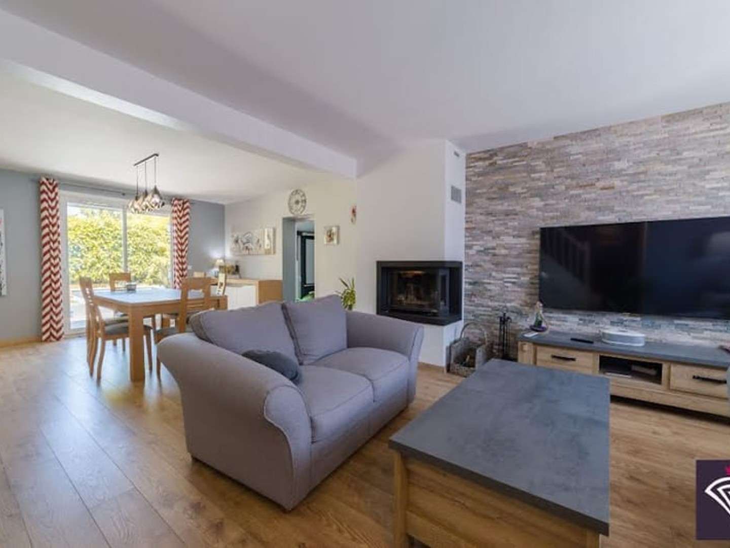Maison à vendre - 6 pièces - 150m2 - Meyzieu (69330)