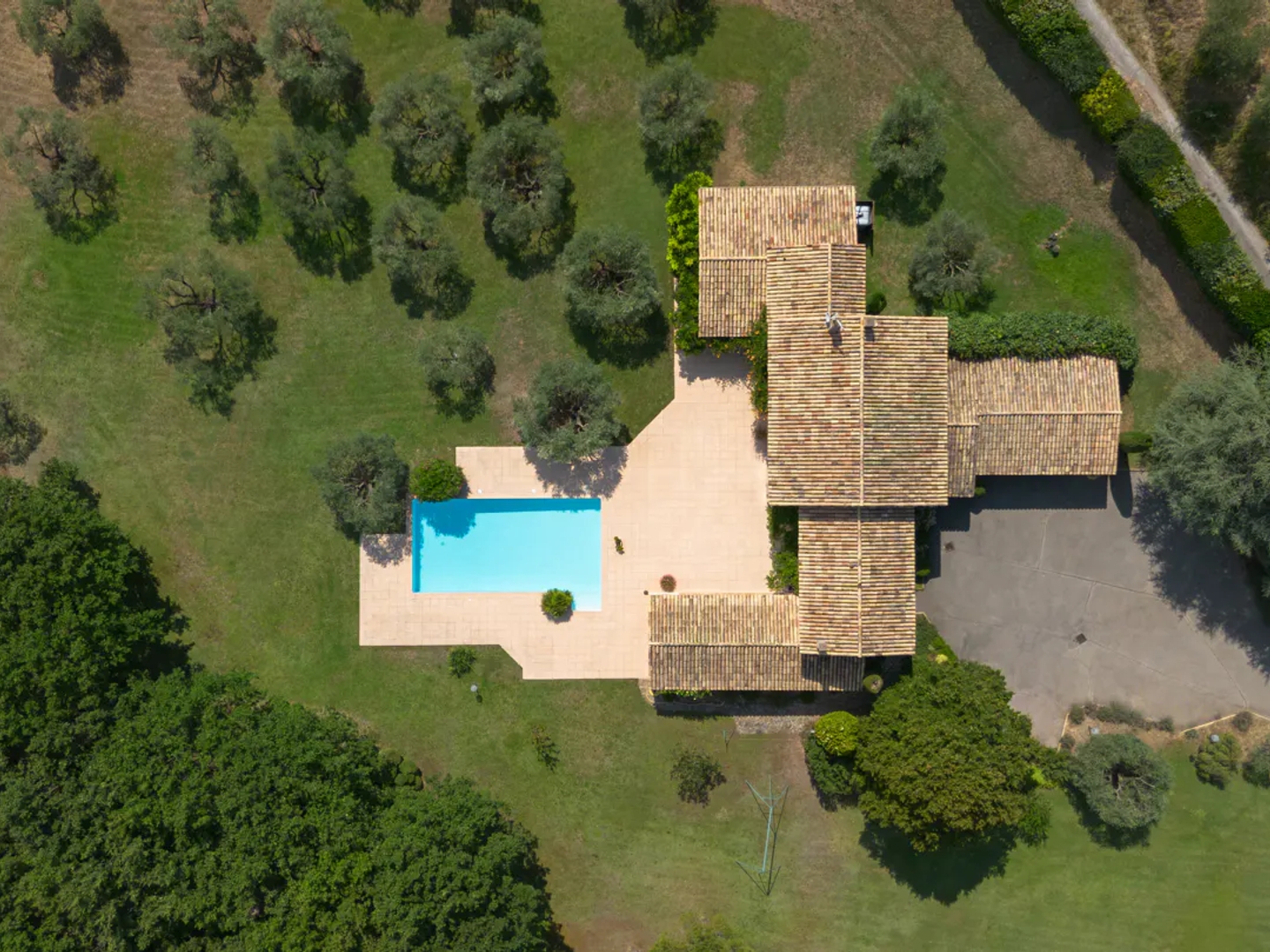 Maison à vendre - 10 pièces - 311m2 - Sisteron (04200)