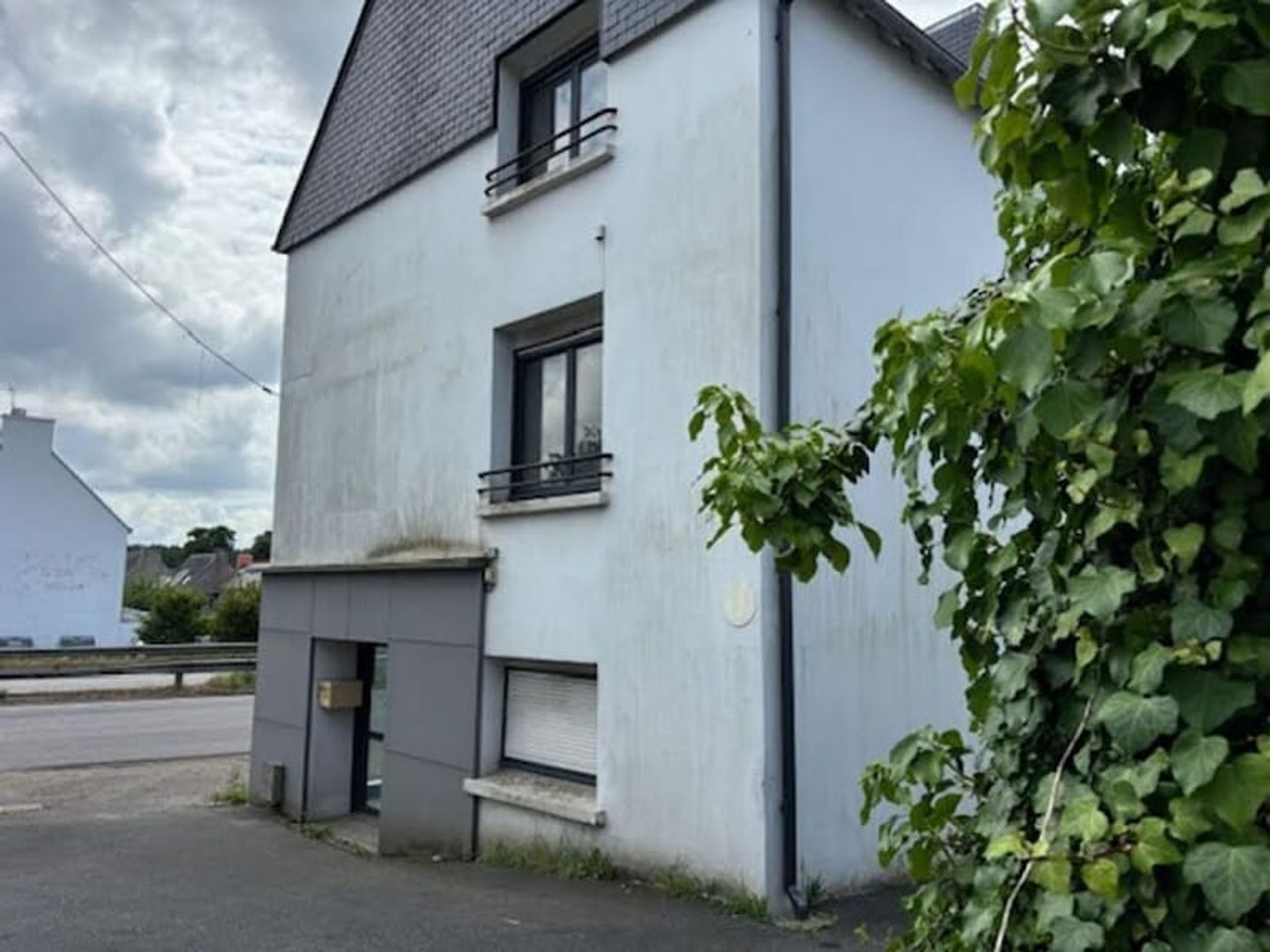 Locaux à vendre - 1 pièce - 150m2 - Quimper (29000)