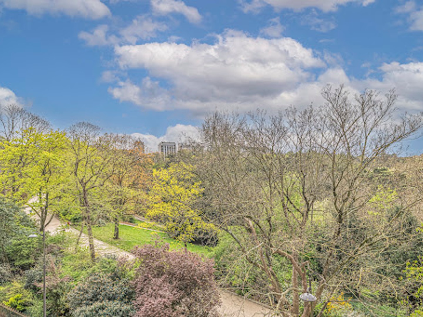 Appartement à vendre - 161m2 - Paris 19e (75019)